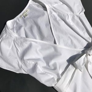 Banana Republic white cap sleeve tie blouse size s
